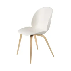 Chaise Beetle, alabaster white, structure en chêne laqué mat