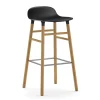 Chaise de bar Form pieds en chêne 75 cm, noir