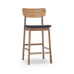 Chaise de bar Prima Vista, tissu blues 9833 noir, structure en chêne huilé naturel