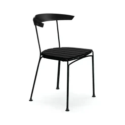 Chaise Dover, Pin noir laqué, support noir