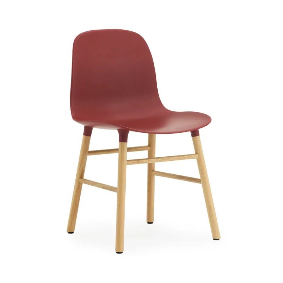 Chaise Form, red, pieds en chêne