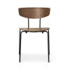 Chaise Herman, walnut, structure en acier noir