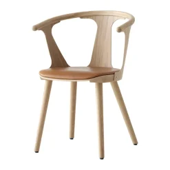 Chaise In Between SK2, Chêne huilé-Noble cuir cognac