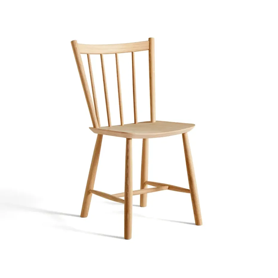 Chaise J41, Water-based lacquered oak