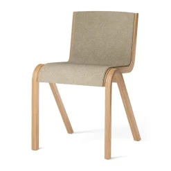 Chaise rembourrée sur le dossier et l'assise Ready, Natural oak-Audo Bouclé 02