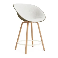 Fauteuil avec accoudoirs Mat Bar Armchair habillé sur le devant 65 cm, Hallingdal 110-seaweed-beech-cream steel