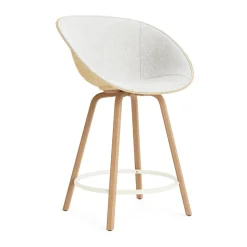 Fauteuil avec accoudoirs Mat Bar Armchair habillé sur le devant 65 cm, Hallingdal 110-hemp-beech-cream steel