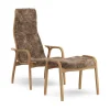 Fauteuil et repose-pieds Lamino chêne huilé/peau de mouton, Sahara (Brun nougat)
