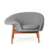 Fauteuil Fried Egg, tissu canvas 134 grey melange, pieds en teck huilé