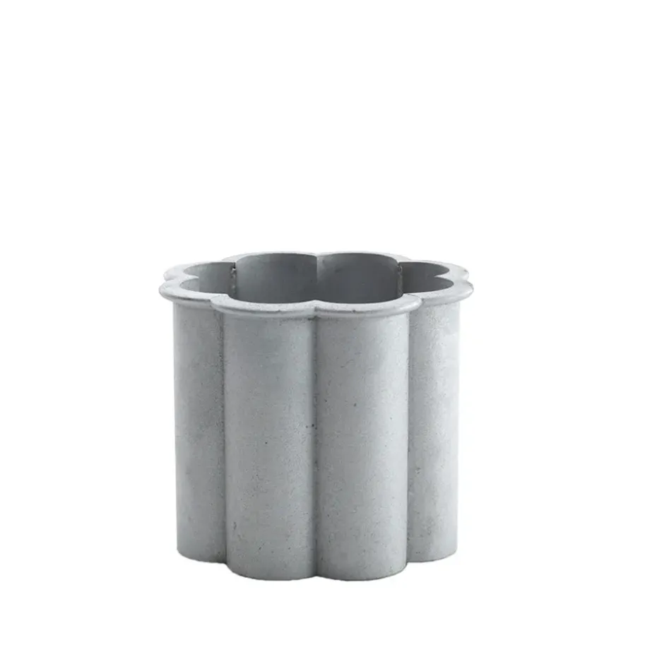Pot Gråsippa, Aluminium coulé au sable, n° 1 Ø33 cm