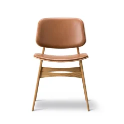 Søborg 3062 chaise en métal entièrement rembourrée, cuir Omni 307 cognac, pieds en chêne laqué