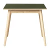 Table à manger C35A 82x82 cm, Linoléum olive – chêne naturel, vernis à base d’eau