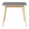 Table à manger C35A 82x82 cm, Linoléum gris clair – chêne naturel, vernis à base d’eau
