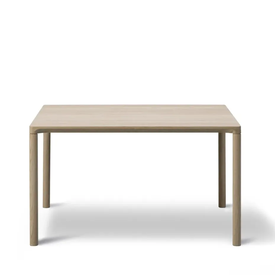 Table basse Piloti 6720, Chêne laqué-hauteur 41 cm