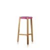 Tabouret de bar Happy bas, cerise, pieds en chêne
