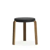 Tabouret Tap, black, pieds en noyer
